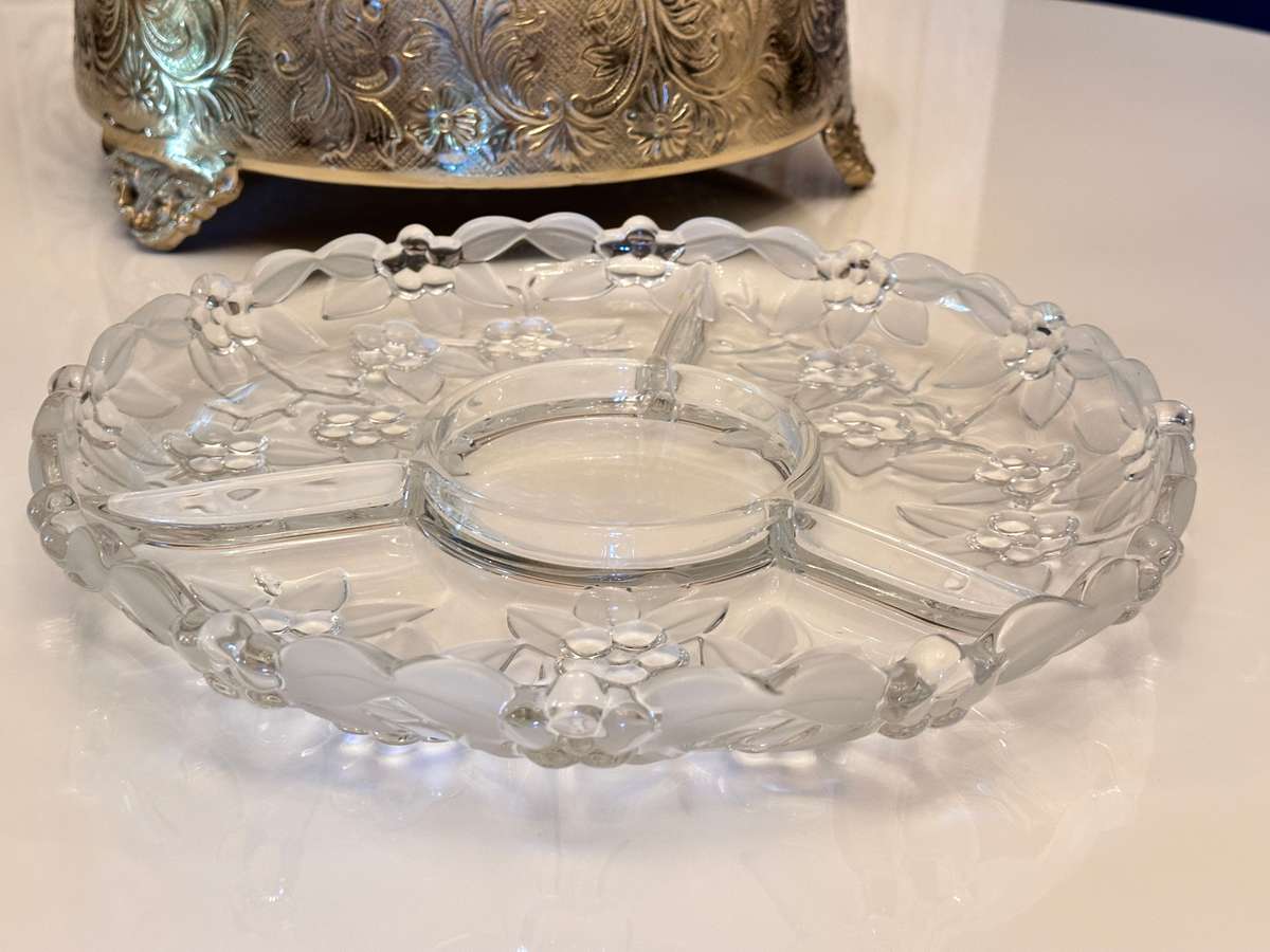 Exquisite Crystal Statement Piece