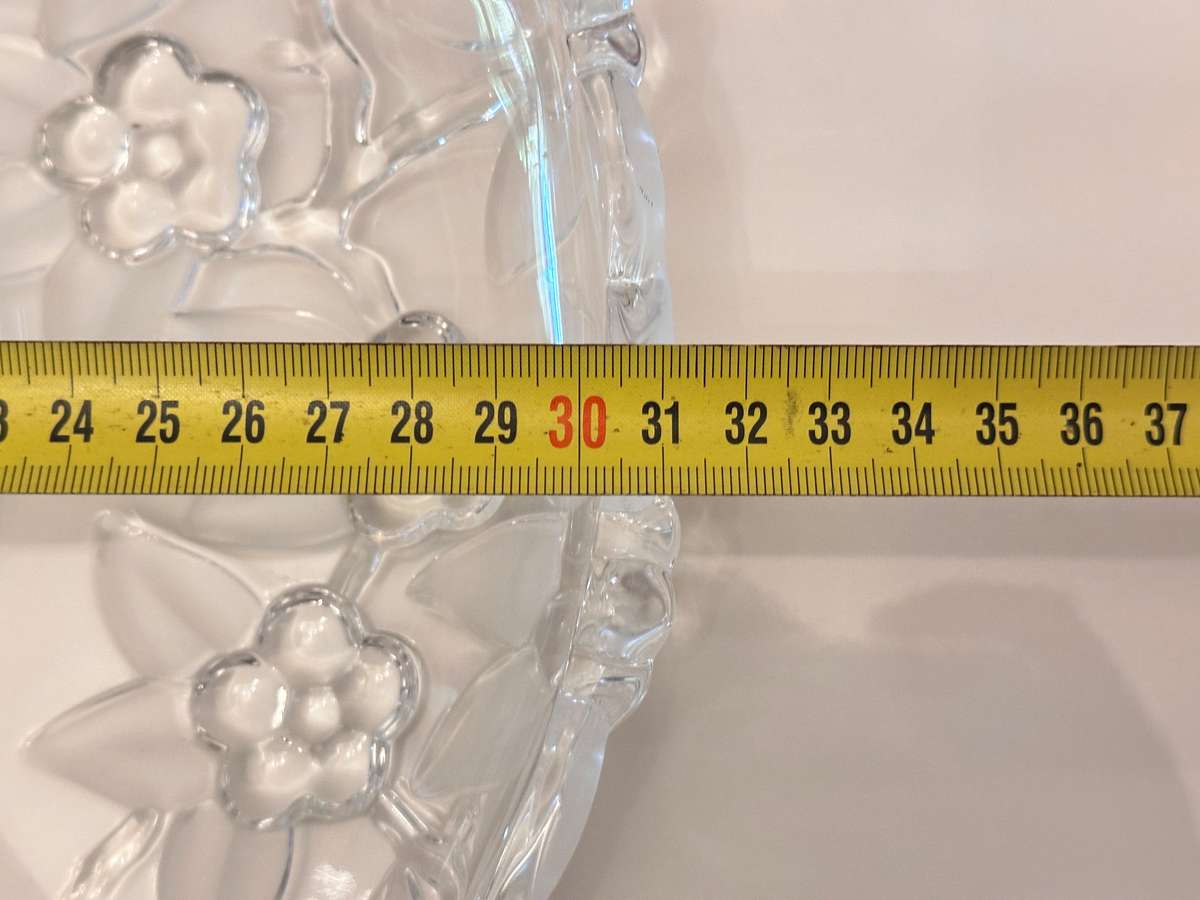 Exquisite Crystal Statement Piece