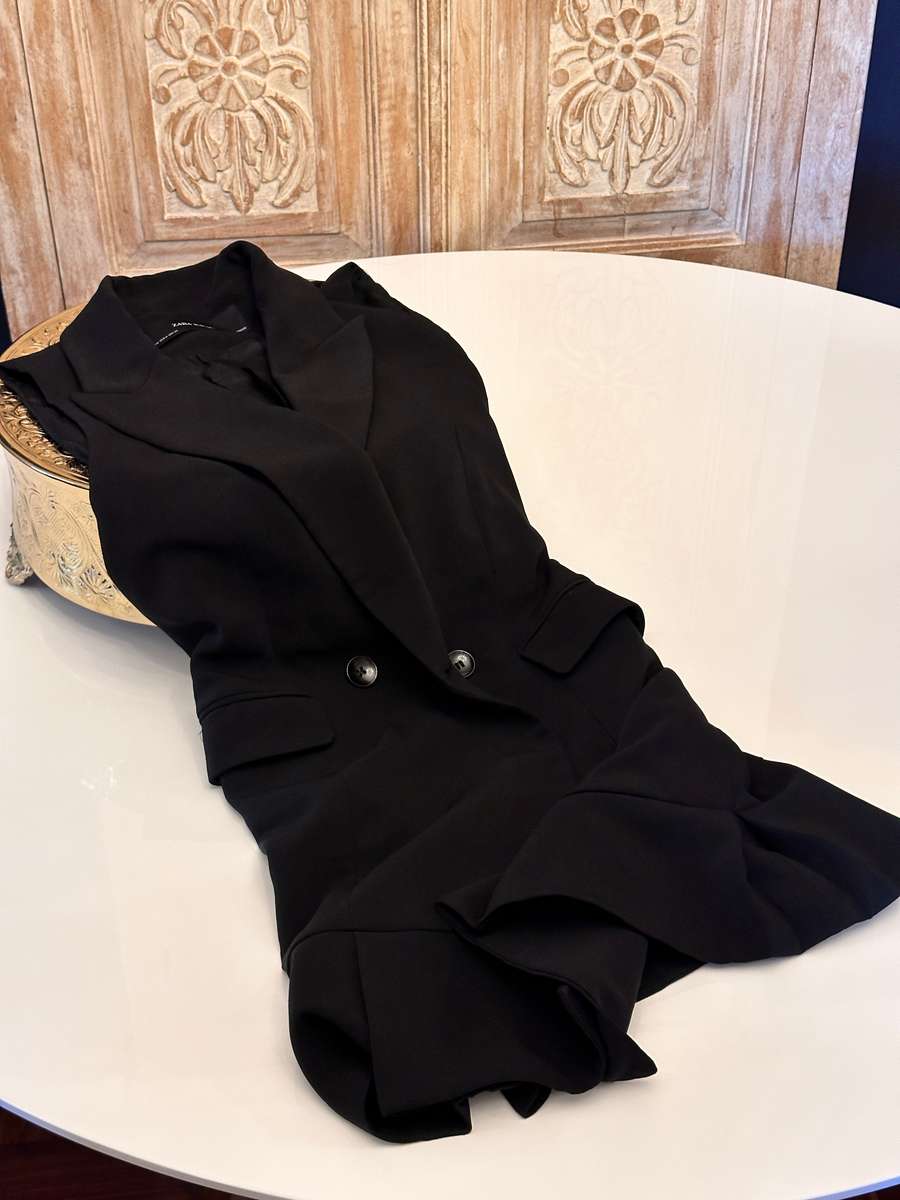 Elegant ZARA Exclusive Ladies Long Sleeveless Summer Jacket