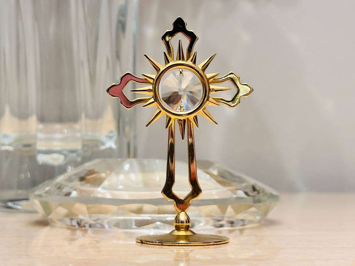 Exquisite Retired Vintage Spectra Swarovski Crystal Temptations Collectable