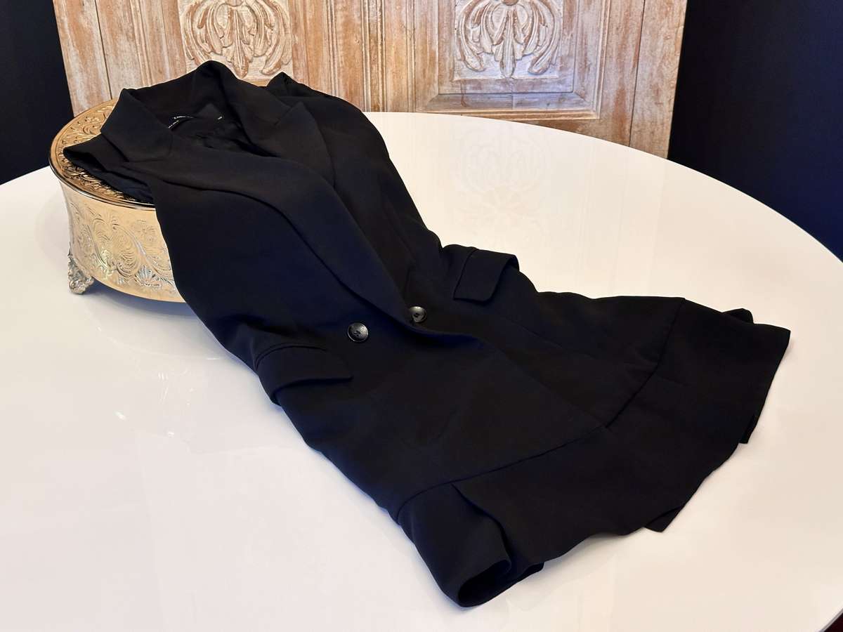 Elegant ZARA Exclusive Ladies Long Sleeveless Summer Jacket