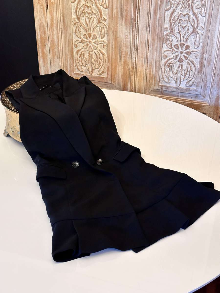 Elegant ZARA Exclusive Ladies Long Sleeveless Summer Jacket