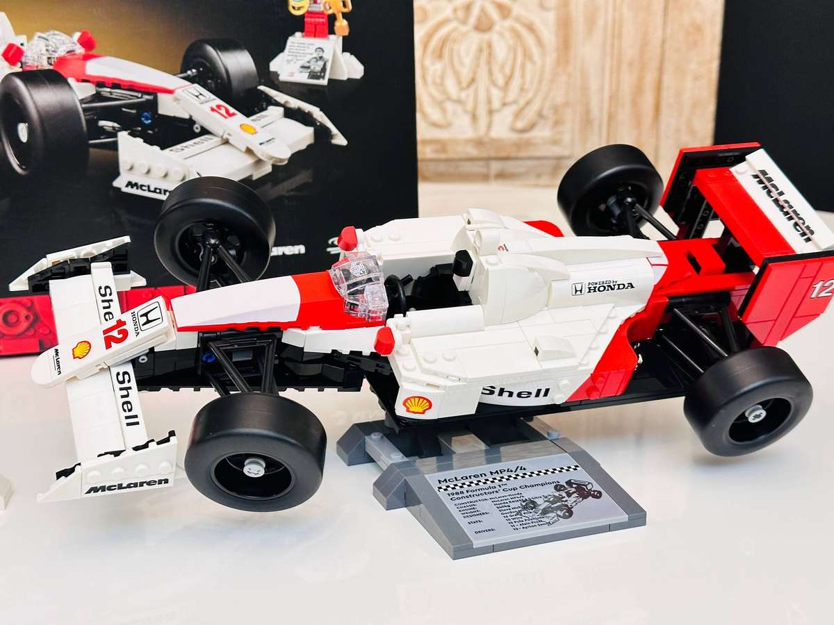 Lego Iconic Ayrton Senna McLaren F1 Collectable Model with Original Box