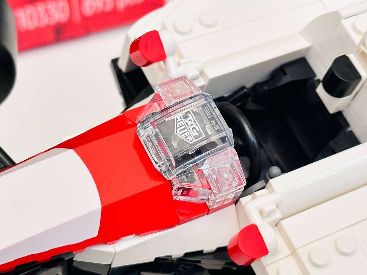 Lego Iconic Ayrton Senna McLaren F1 Collectable Model with Original Box