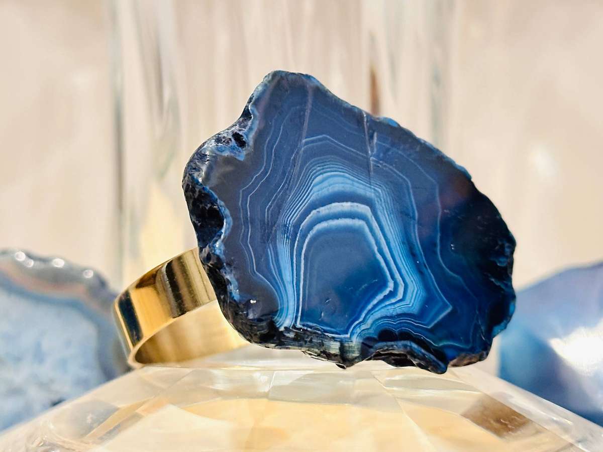 Exquisite Agate Geode Vintage Napkin Ring Set
