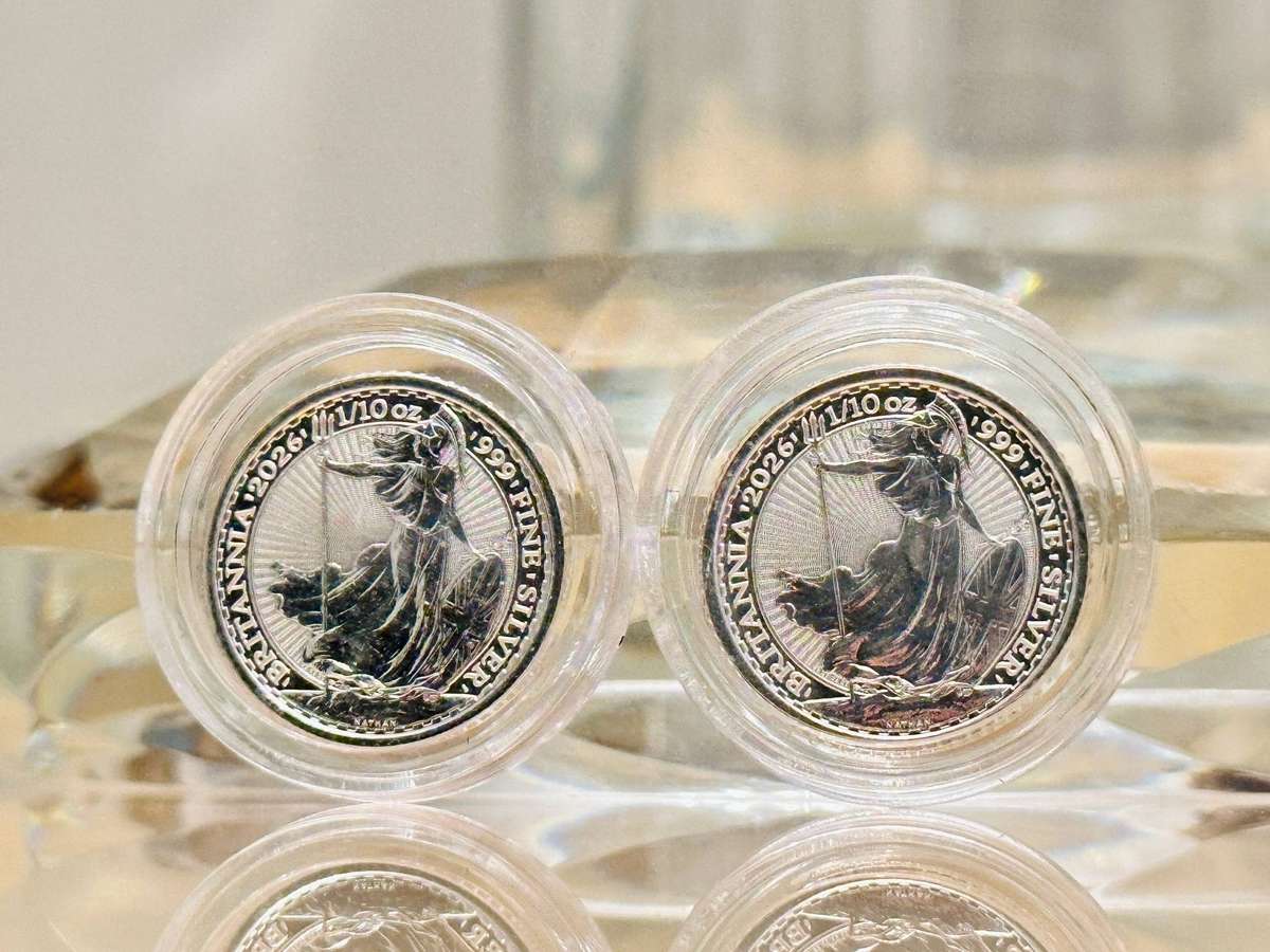 2026 Silver Britannia 1/10 Ounce Collectable Coin Set with Capsules