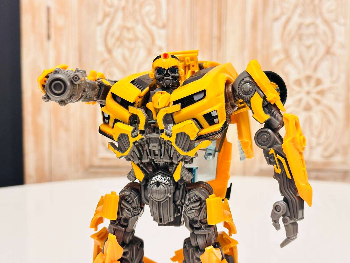 Official Hasbro Bumblebee Transformers Collectable Action Figure