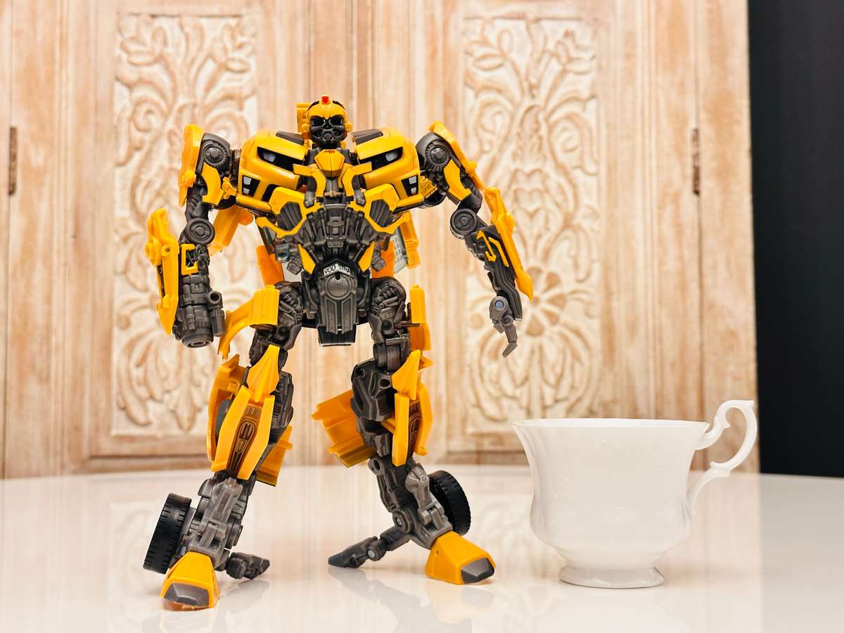 Official Hasbro Bumblebee Transformers Collectable Action Figure
