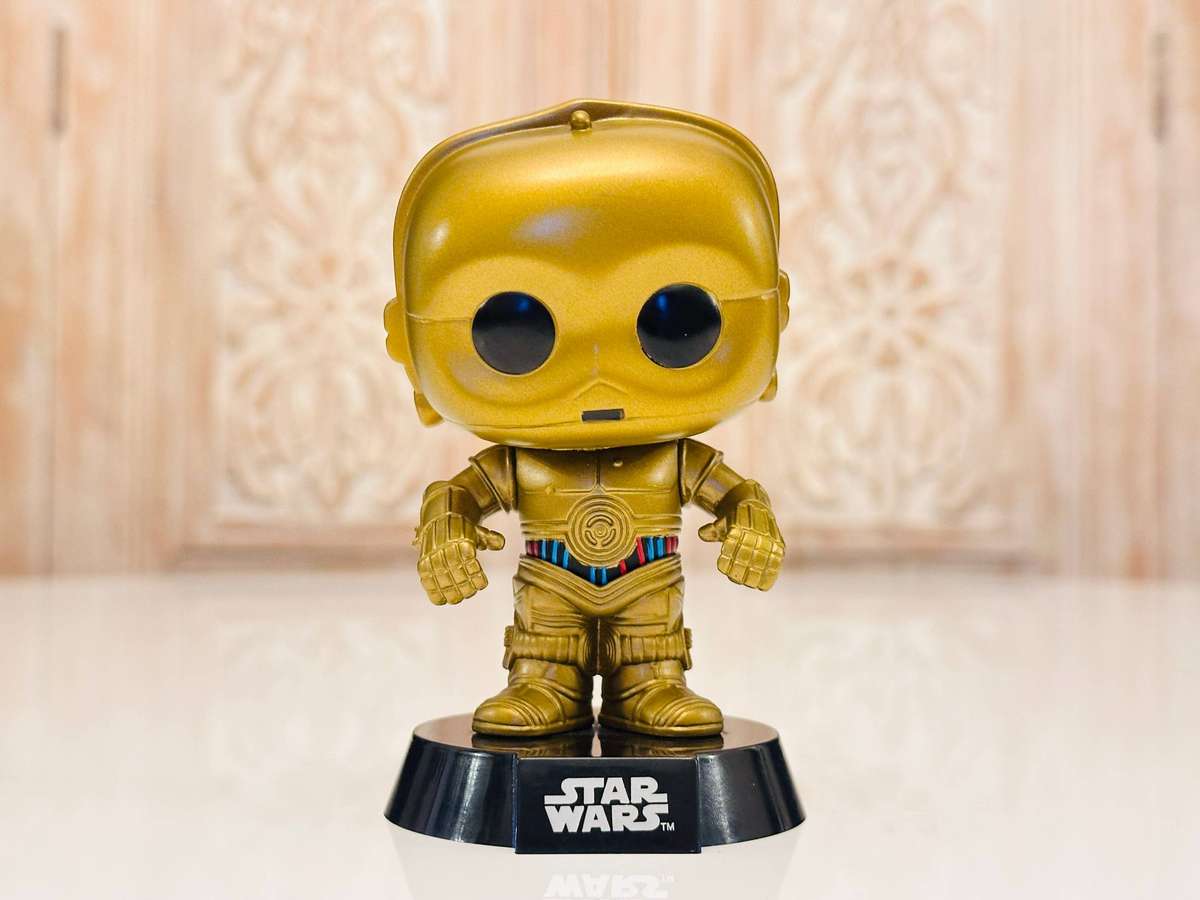 Star Wars C3P0 Retired Bobble Head Collectable with Original Box