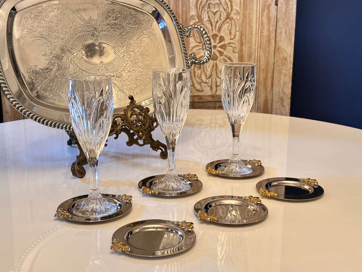 Beautiful Vintage Table setting Glass placement holders- Set of 6