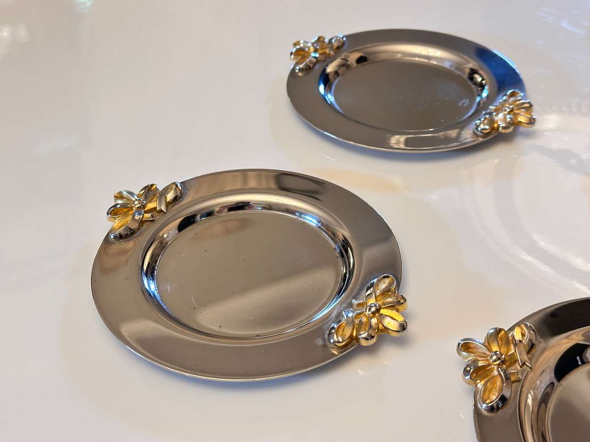 Beautiful Vintage Table setting Glass placement holders- Set of 6