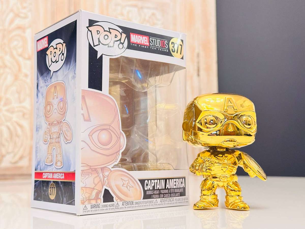 Captain America Marvel 10th Anniversary Rare Special Edition Funko Pop Bobble Head with Box