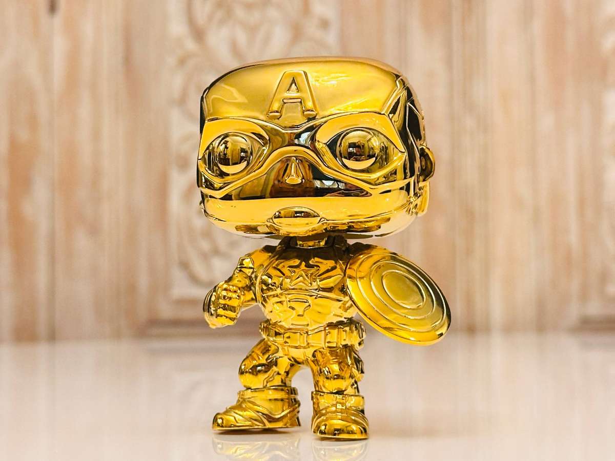 Captain America Marvel 10th Anniversary Rare Special Edition Funko Pop Bobble Head with Box