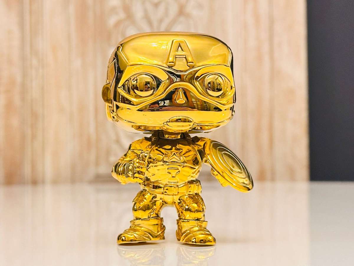 Captain America Marvel 10th Anniversary Rare Special Edition Funko Pop Bobble Head with Box