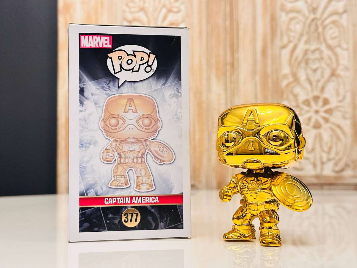 Captain America Marvel 10th Anniversary Rare Special Edition Funko Pop Bobble Head with Box