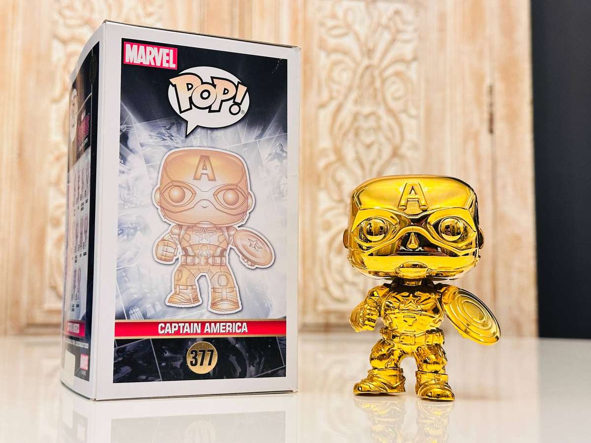 Captain America Marvel 10th Anniversary Rare Special Edition Funko Pop Bobble Head with Box