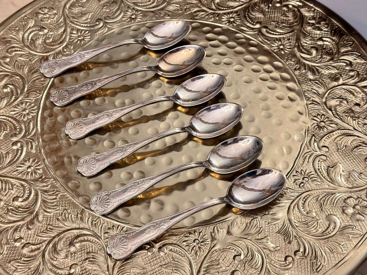 EXQUISITE VINTAGE KINGS PATTERN TEASPOON SET OF 6