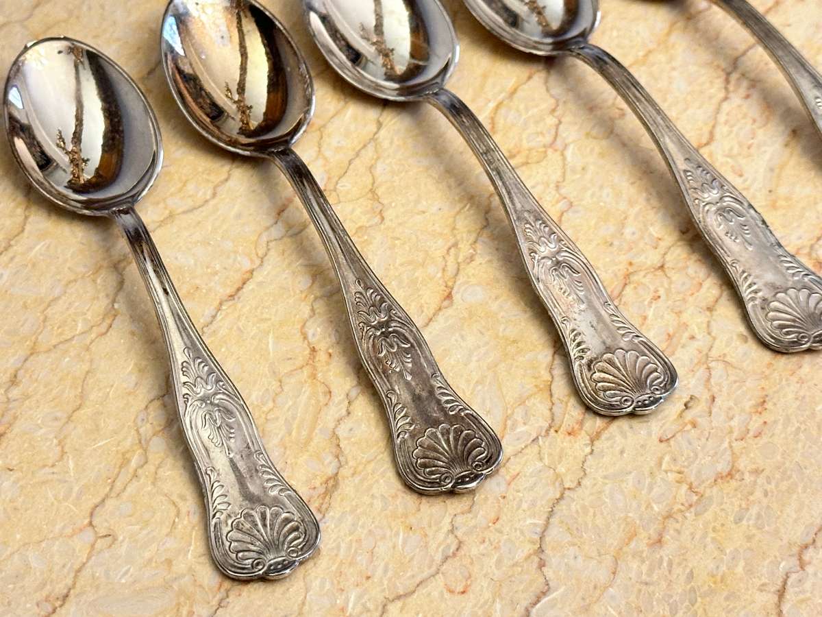 EXQUISITE VINTAGE KINGS PATTERN TEASPOON SET OF 6