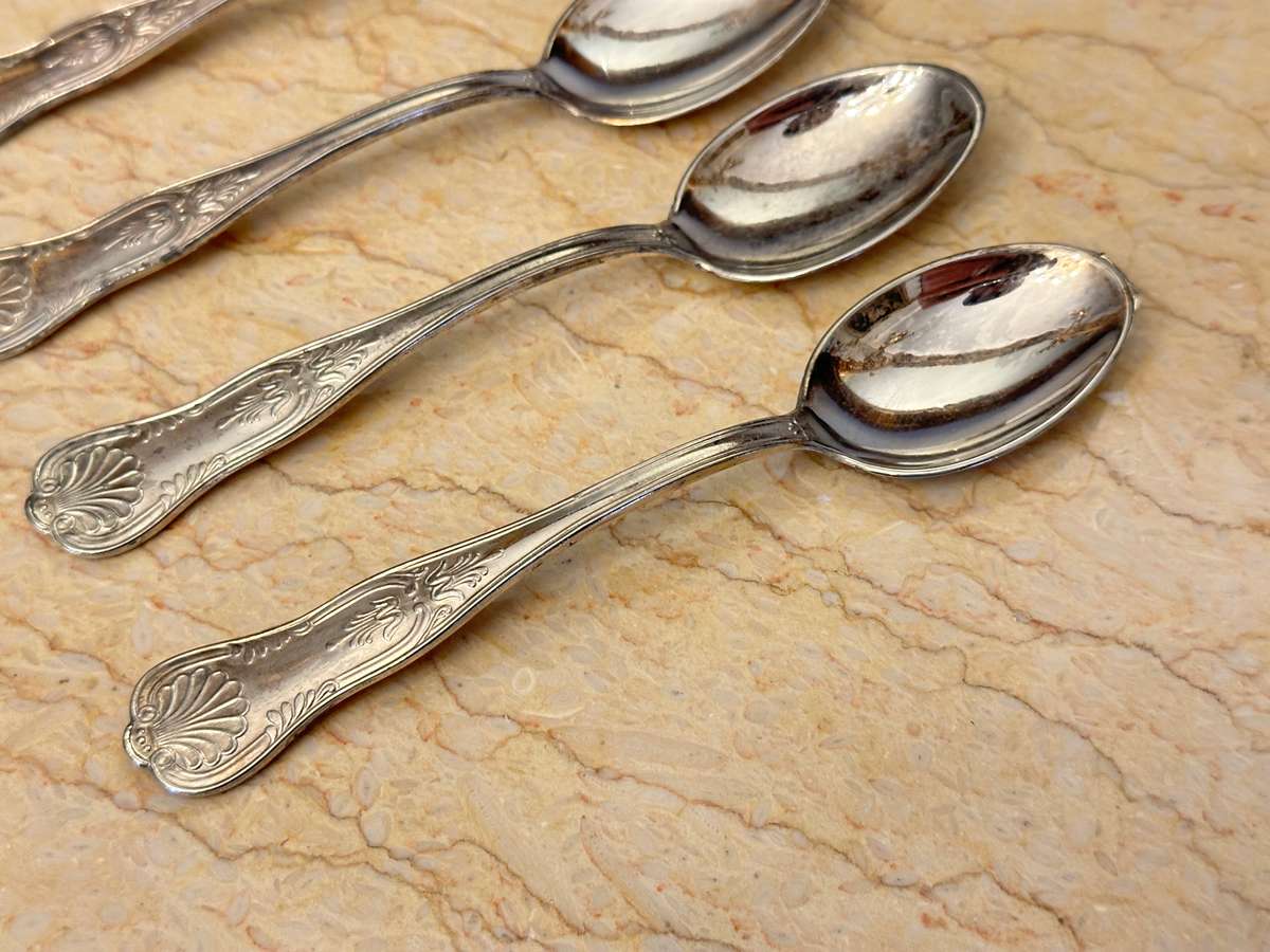EXQUISITE VINTAGE KINGS PATTERN TEASPOON SET OF 6