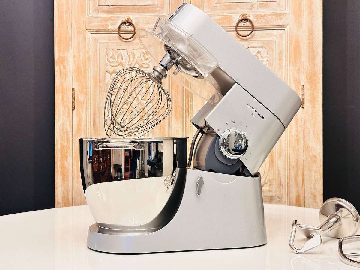Kenwood Chef Major 1200W Professional Large Stand Mixer with Attachments