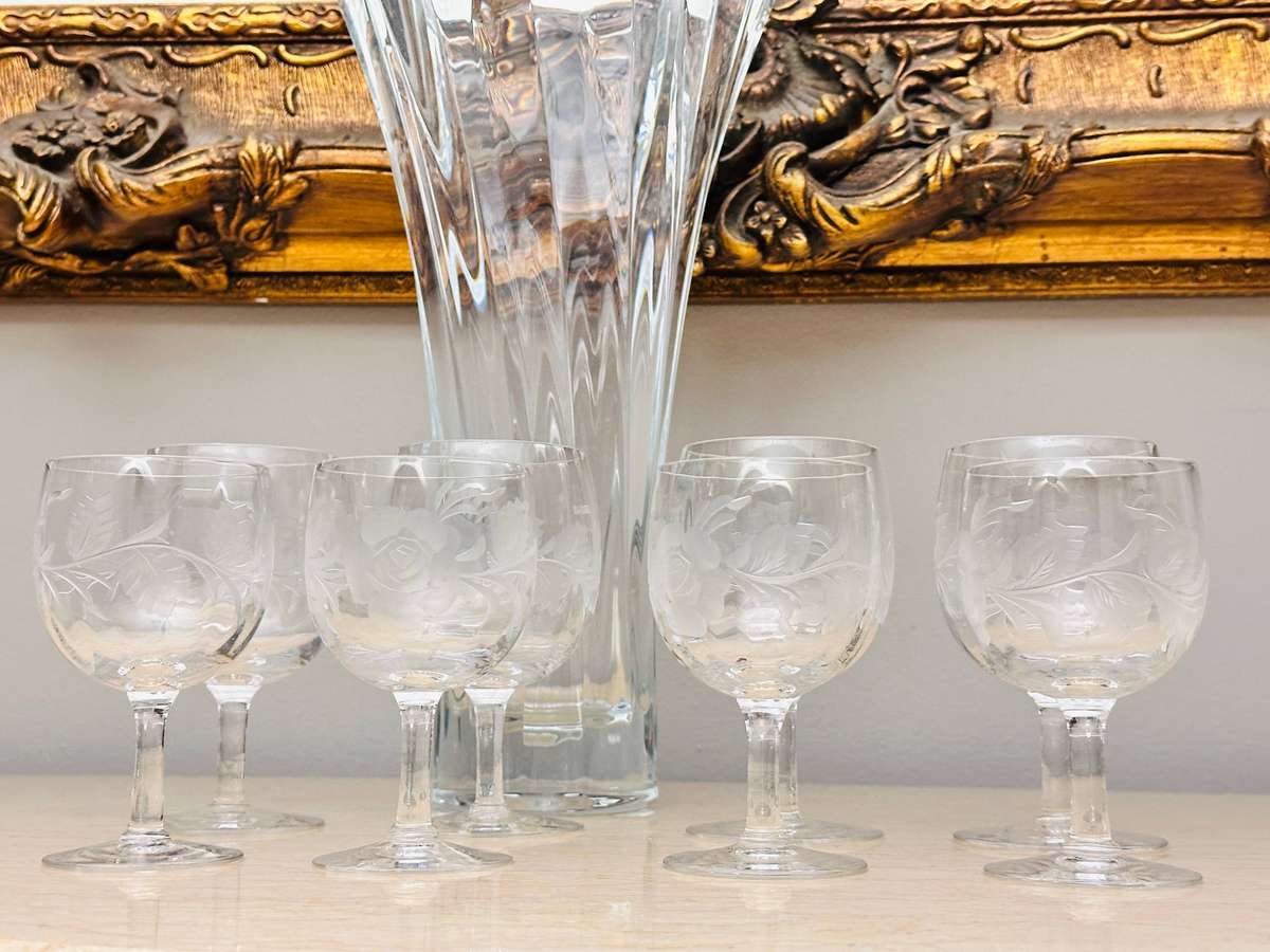 Exquisite Mid Century Vintage Rose Cut Crystal Glasses