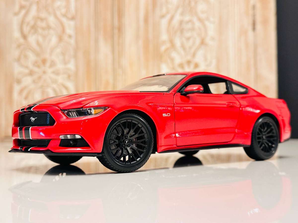 Ford Mustang GT Signature 1:18 Model Collectable