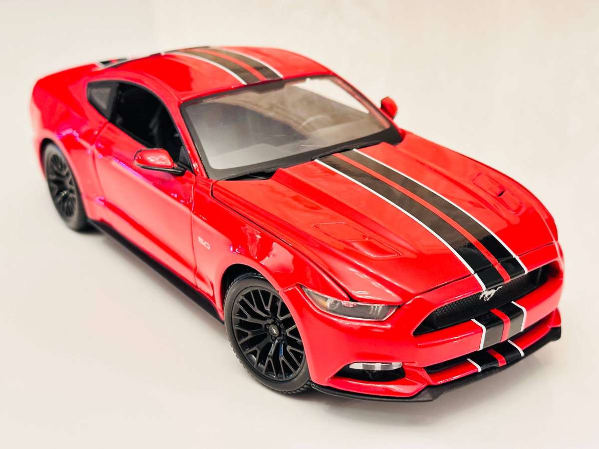 Ford Mustang GT Signature 1:18 Model Collectable