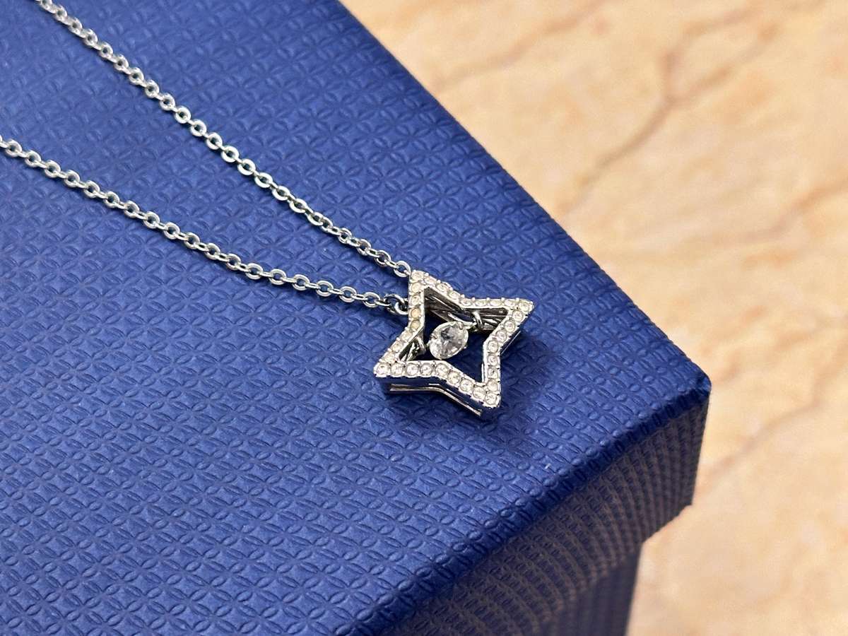 Swarovski Dangling Statement Necklace