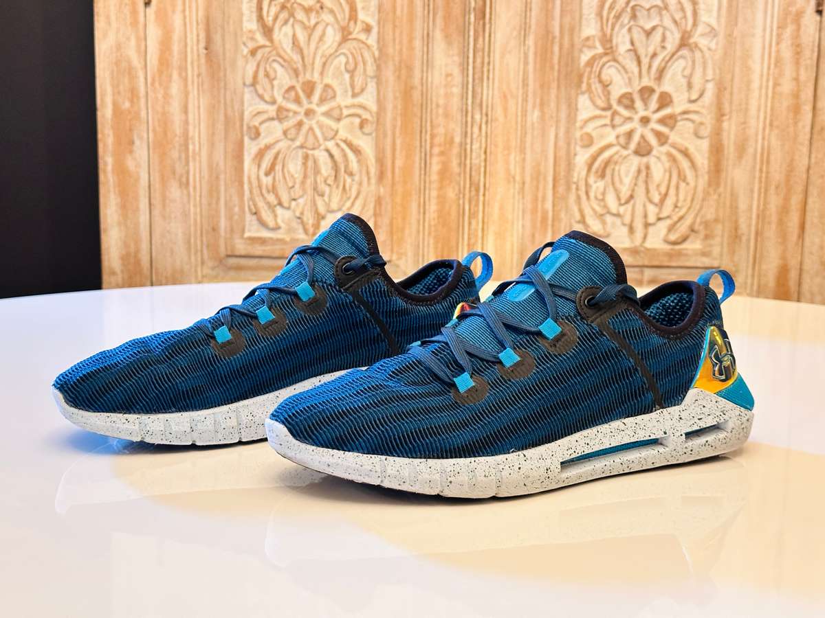 Under Armour Hovr Slk Special Edition Sneakers