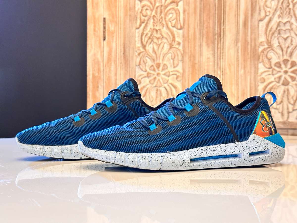 Under Armour Hovr Slk Special Edition Sneakers
