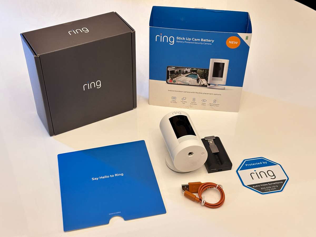 RING Wireless Smart Security Outdoor / Indoor Camera