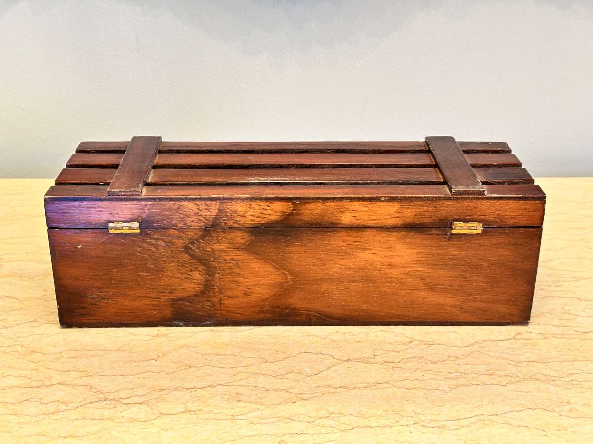VINTAGE WOODEN WINE BOX