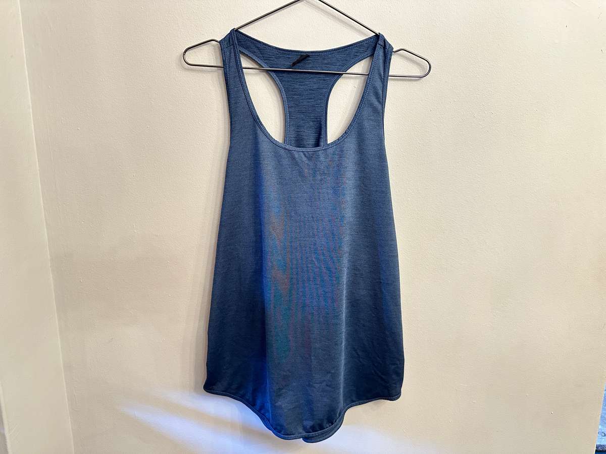 LADIES FITNESS BLUE TANK TOP WITH USN SHAKER COMBO SET