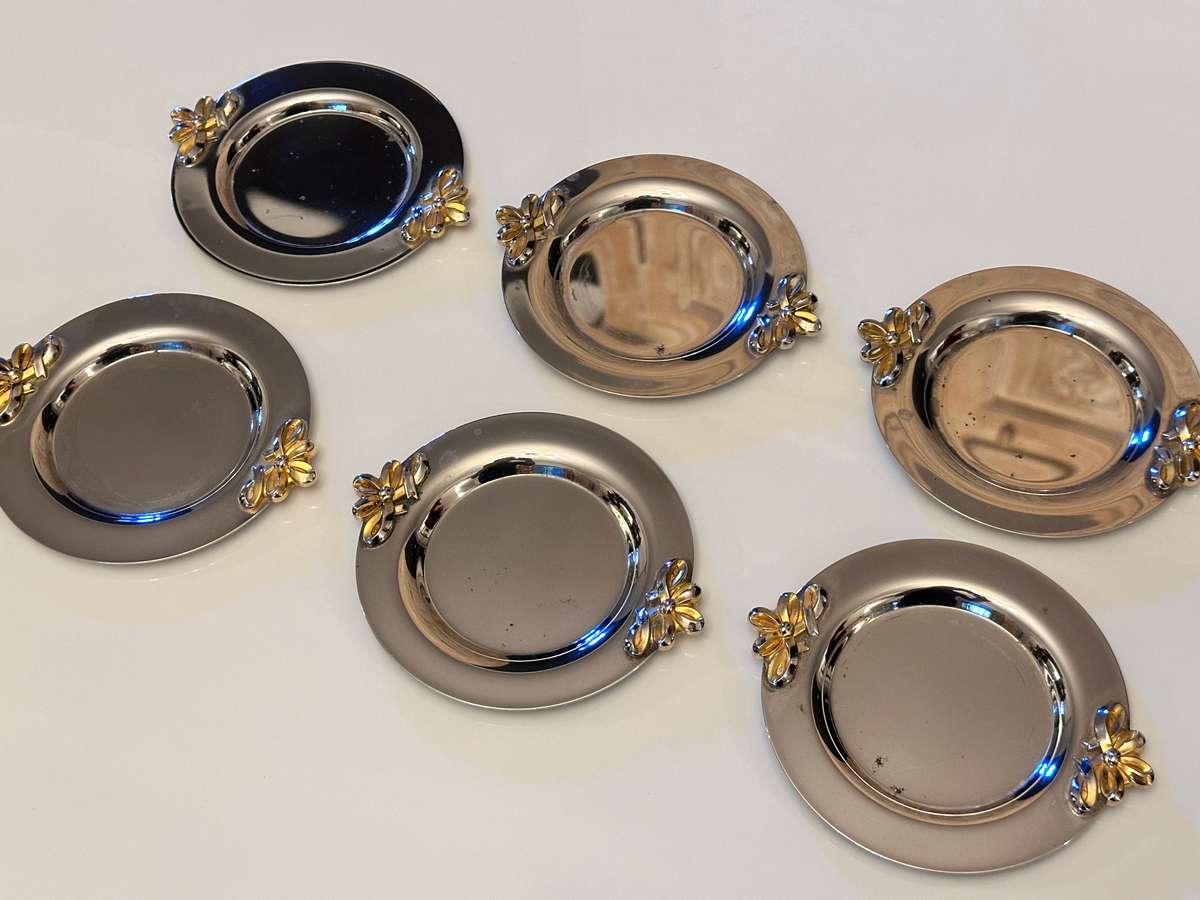 Beautiful Vintage Table setting Glass placement holders- Set of 6