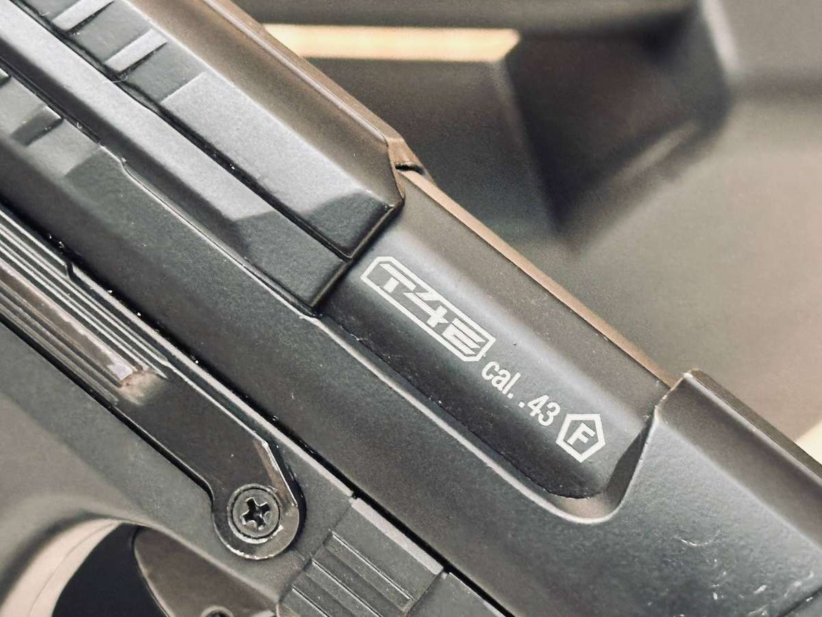 Walther PPQ M2 Umarex Self Defence T4E .43 Cal with Original Case