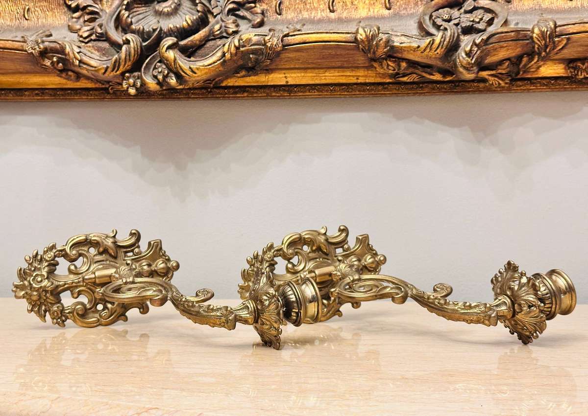 Exquisite Vintage Brass Ornate Wall Sconces
