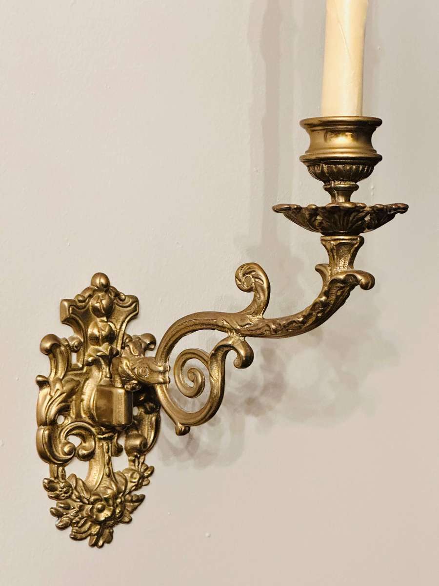 Exquisite Vintage Brass Ornate Wall Sconces