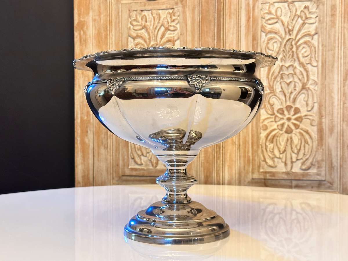 Grandiose Royal Large Ornate Statement Piece