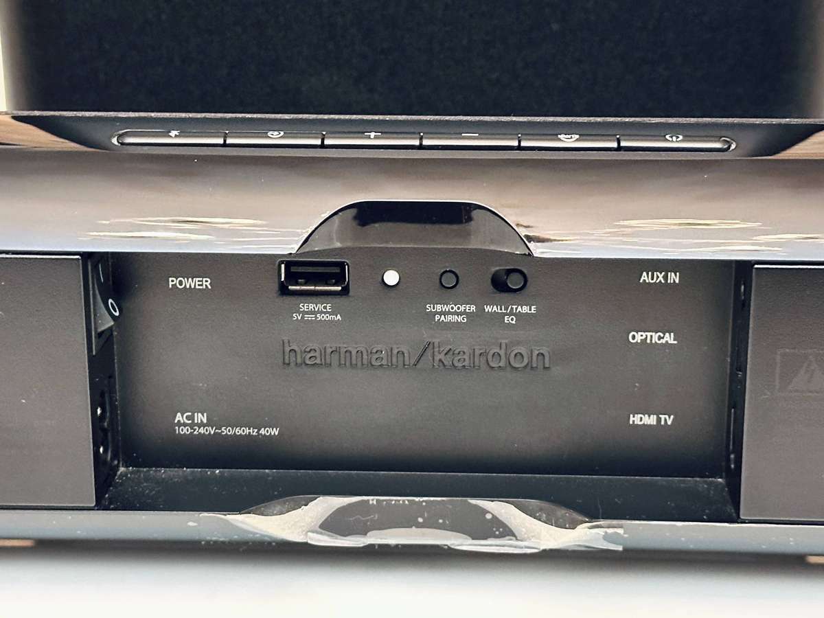 Harman Kardon Signature Edition Large 1100 Soundbar & Wireless Subwoofer