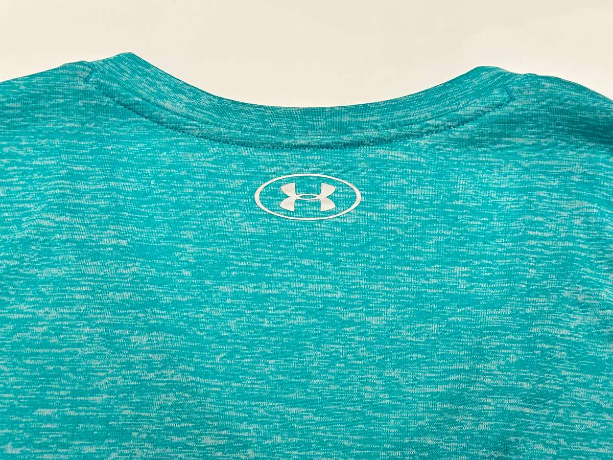 UNDER ARMOUR WOMENS UA TECH TWIST V NECK SHIRT