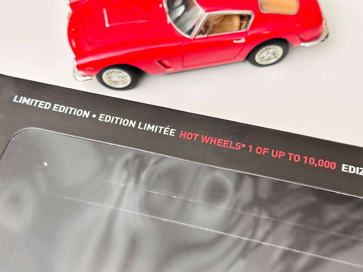 FERRARI Hot Wheels Elite Limited Edition 250 GT Berlinetta 1:18 Model Collectable in Original Box