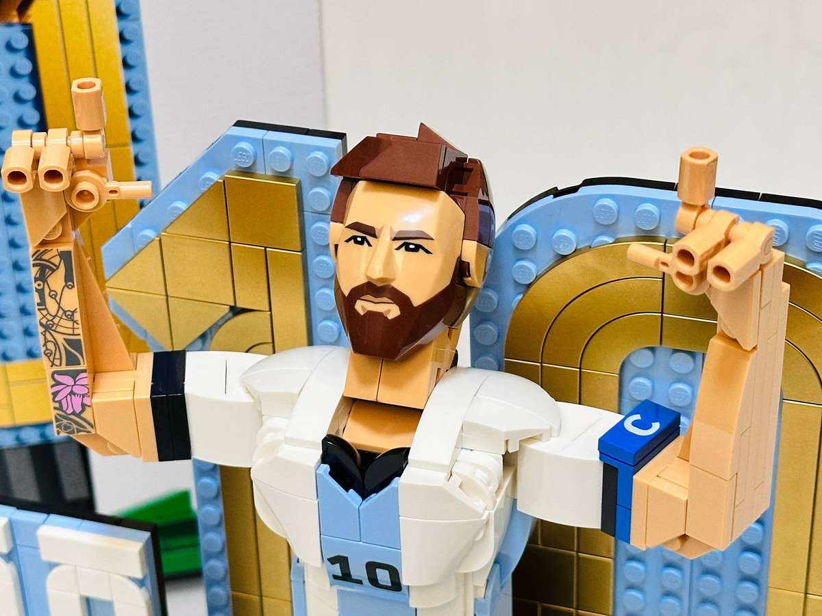 Lego Iconic Lionel Messi Large Collectable Set with Original box
