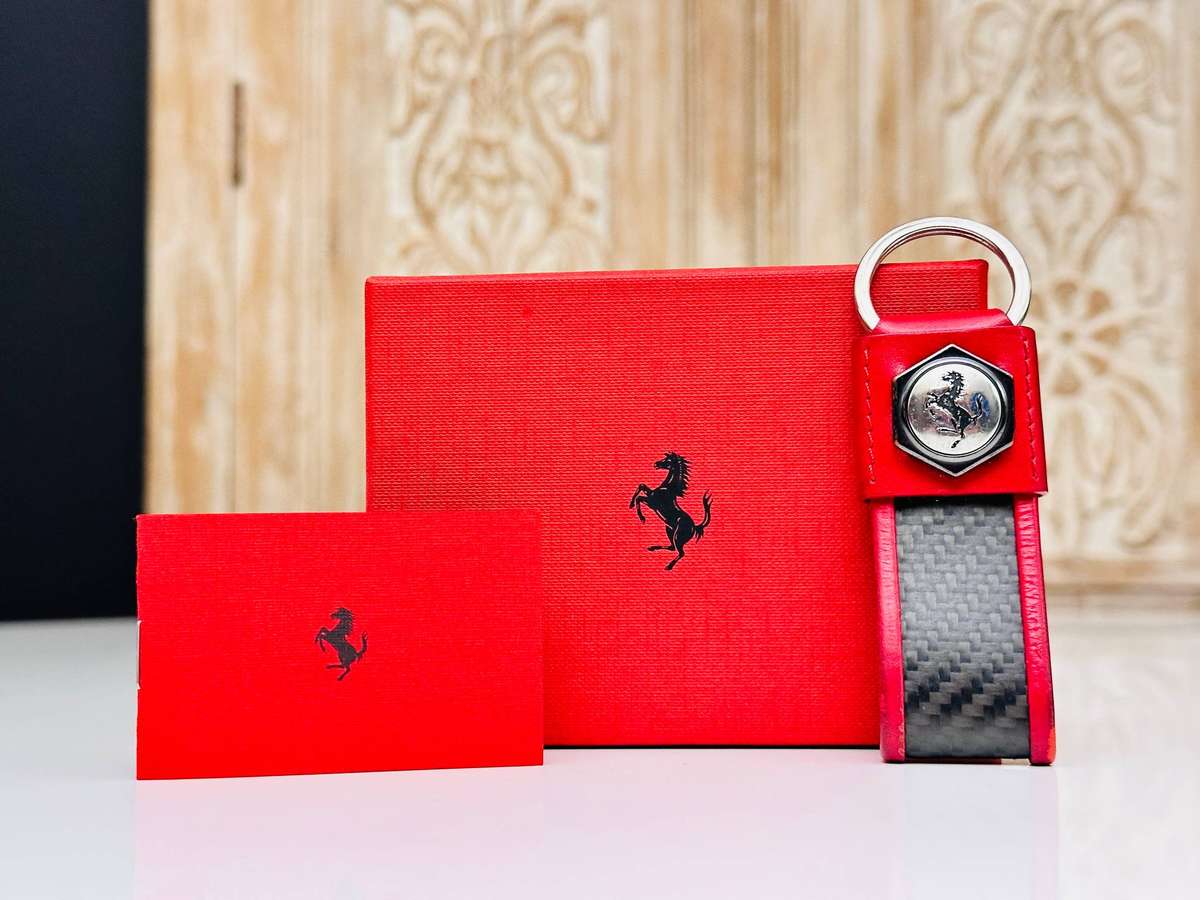 FERRARI Official Genuine Leather F12 Berlinetta Collectable - in Original Box