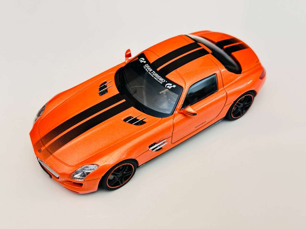 Schuco Mercedes SLS AMG Gran Turismo Signature Edition in Original Display Case