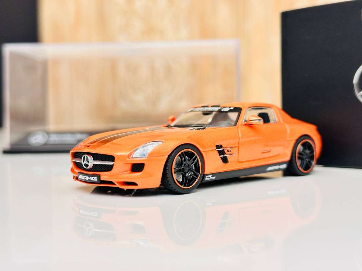 Schuco Mercedes SLS AMG Gran Turismo Signature Edition in Original Display Case