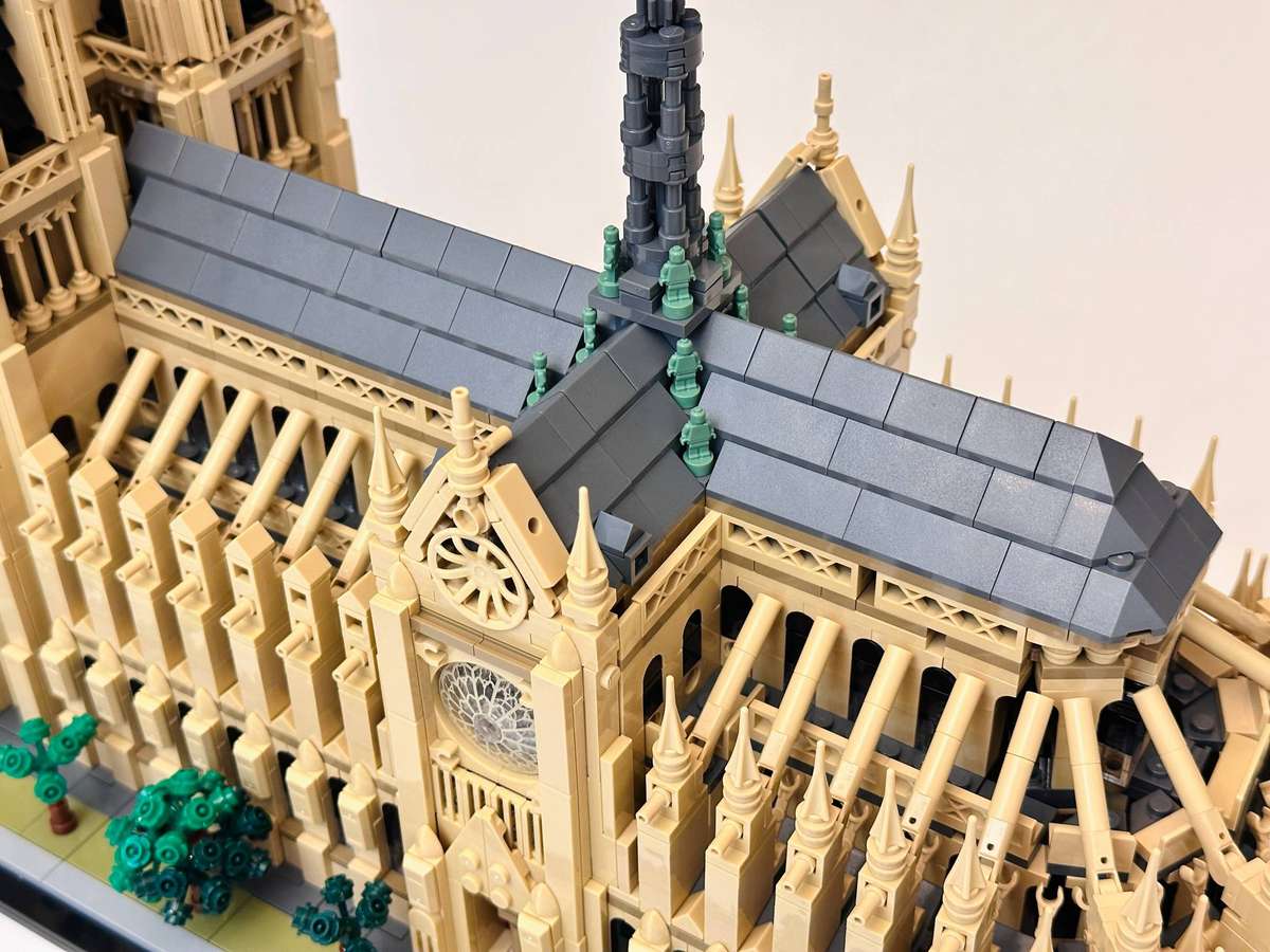 LEGO Notre-Dame Paris Architecture Landmark Collection Set - 4383 Pcs