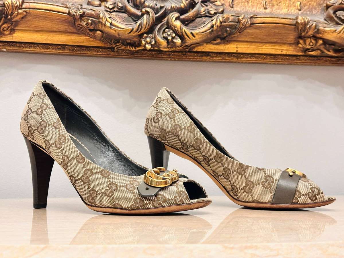 Gucci Iconic Signature Monogram Ladies Shoes