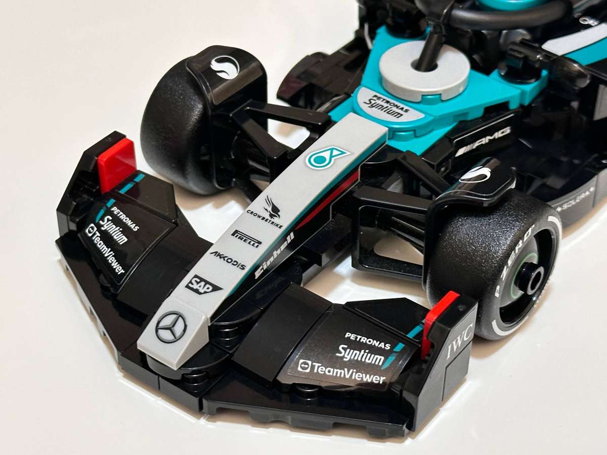 Lego Iconic Mercedes AMG F1 Racing Collectable model with Original Box