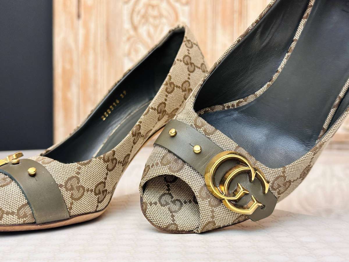Gucci Iconic Signature Monogram Ladies Shoes