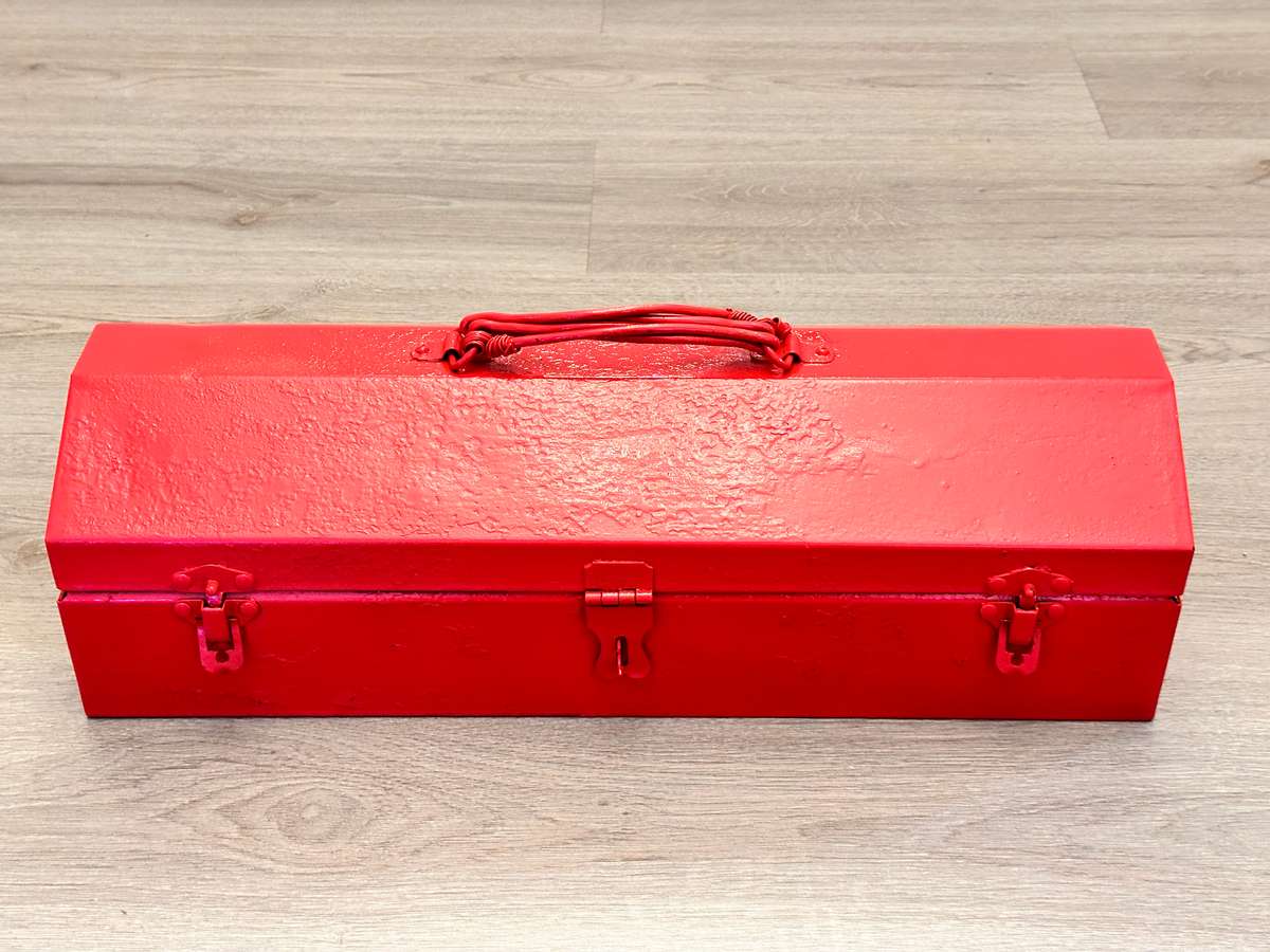 RARE FIND Large Vintage Metal Tool Box